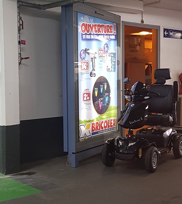 Acces scooter rascal electrique handicape Paris 3